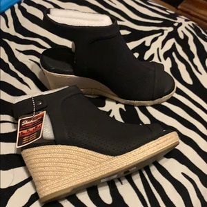 Skechers Cali Platform Sandals